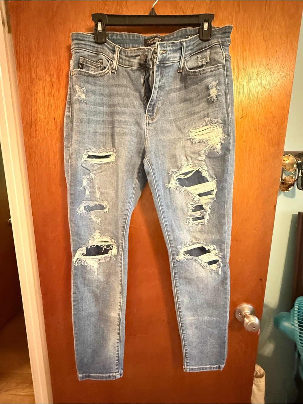 Judy Blue Light Blue Distressed Skinny Jeans